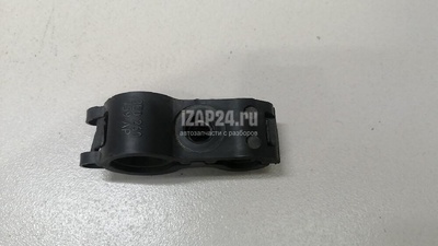 8E0260759AP Кронштейн (сопут. товар) VAG A4 [B7] (2005 - 2007)