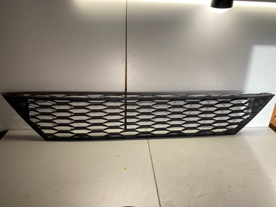 5F0853667A Решетка в бампер Seat Leon 2013-2016 , 9B9, LE12113