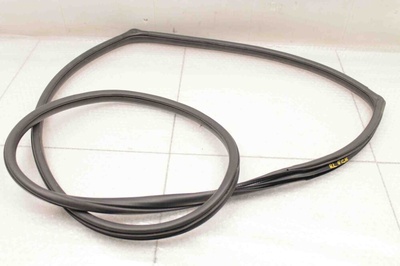 GS2A68914A Уплотнитель двери (по кузову) задней левой Mazda 6 ll GH 2007-2013 GS2A-68-914A