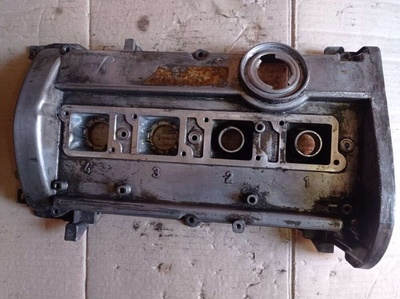 058103475G Клапанная крышка Audi A6 C5 (S6,RS6) 2000