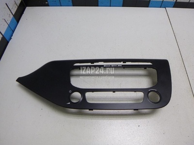 84740A2040WK Рамка магнитолы Hyundai-Kia Ceed (2012 - 2018)