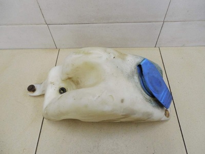 377955453A Бачок омывателя лобового стекла VW Pointer/Golf BR 2004-2009