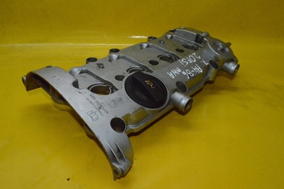 06D103469E крышка клапонов a4 b6 2.0 fsi awa