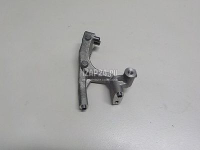 2562525010 Кронштейн (сопут. товар) Toyota Camry V70 2017