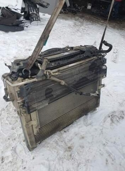 A9615000500 мерседес arox радиатор a9615000202