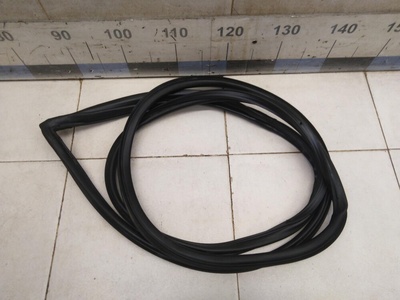 96548103 Уплотнитель двери DAEWOO Gentra II 2013-2015