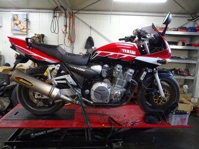XJR1300SilnikIdealny yamaha xjr 1300 двигатель идеальный !