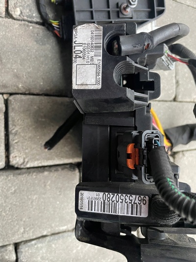 967535028021610124 c4 пикассо ii 1.6bhdi установка блок аккумулятор