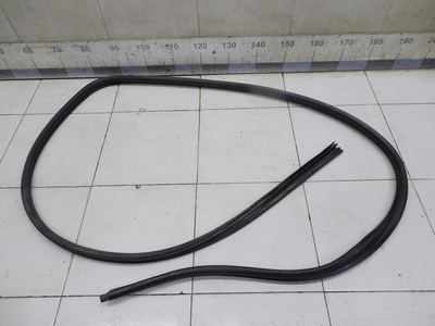 76922BU005 Уплотнитель двери NISSAN Almera Tino 2000-2006