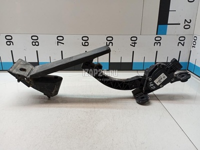 327002P230 Педаль газа Hyundai-Kia Santa Fe (CM) (2006 - 2012)