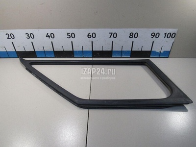 9066711720 Уплотнитель стекла двери Mercedes Benz Crafter (2006 - 2016)