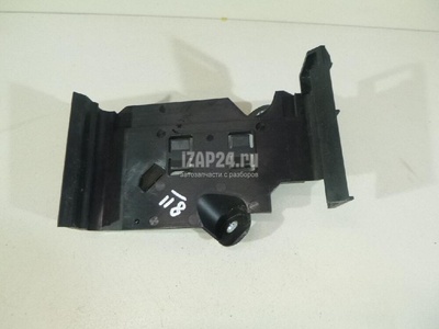 5Q0906507C Кронштейн блока управления двигателем VAG Octavia (A7) (2013 - 2020)