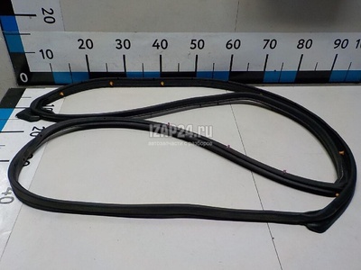 BHN959760C Уплотнитель двери Mazda Mazda 3 (BM/BN) (2013 - 2018)
