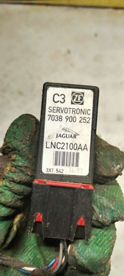 LNC2100AA Блок управления сервотроника Jaguar XJ X308 1998