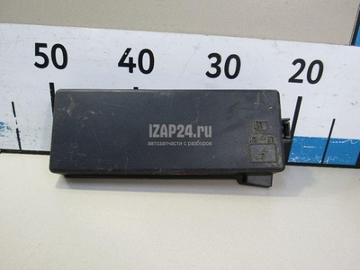 68172194AA Крышка блока предохранителей Chrysler 300C 2011