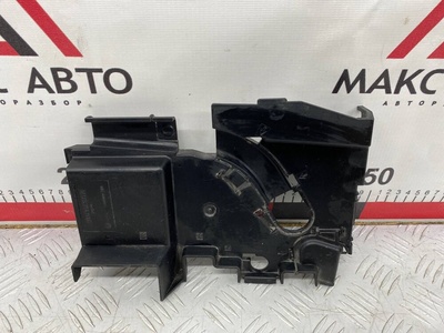 7l0937555A крышка блока предохранителей Volkswagen Touareg 7L6, 7L7, 7LA 2003 (2002-2010) 7l0 937 555A, <strong>-Б/У Детали сняты с АВТОМОБИЛЯ</strong>