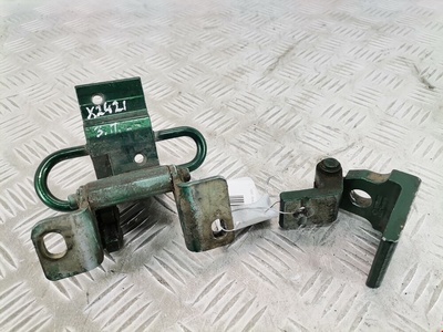 4A0833412A Петля двери задней правой Audi A4 B5 (1994-2001) 1996 ,8D0833402A