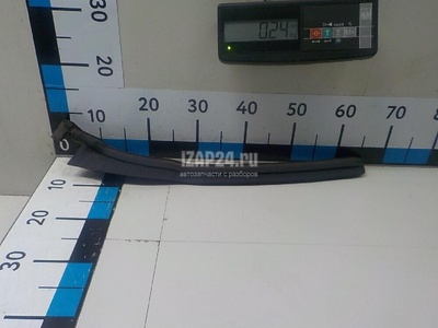 LR114333 Уплотнитель двери Land Rover Range Rover Evoque 2019