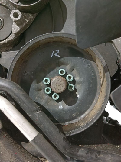 078105255g Шкив коленвала Audi A6 2000
