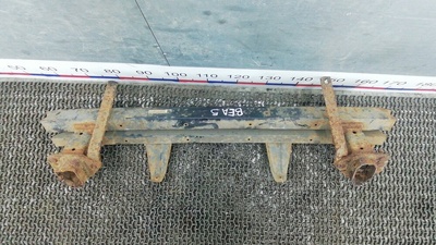 5202160100 Усилитель бампера передний (кронштейн) TOYOTA LAND CRUISER PRADO (2002) 2003 , 5202560010, 5202660010