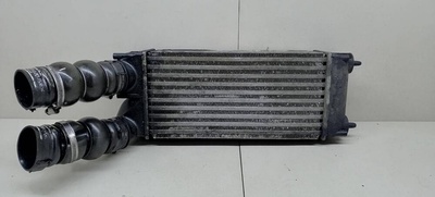 9656503980 интеркулер Citroen C4 Picasso 2008