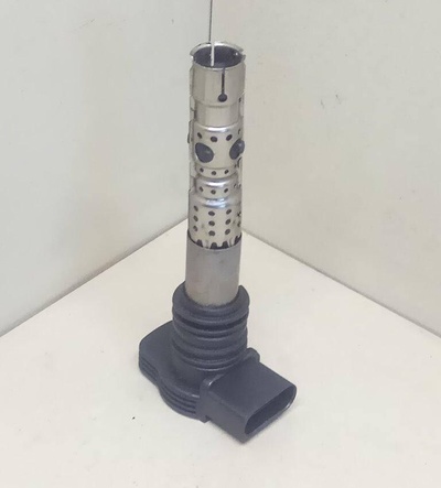 06B905115M катушка зажигания Volkswagen Passat B3 1996
