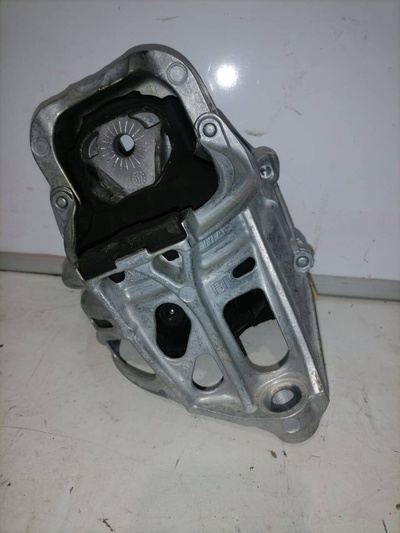 4M0199371L подушка крепления двигателя передняя левая Audi A8 D5 D5 2017