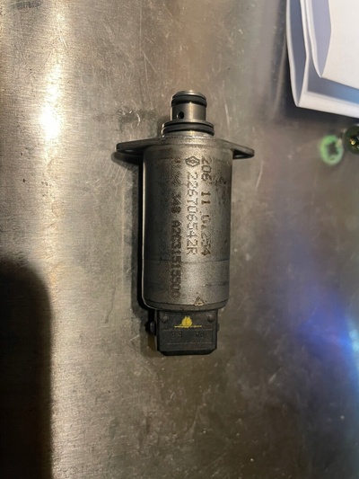 226706542R renault лагуна регулятор давления топлива 2.0 ide