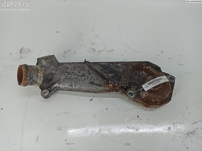 059121121D Корпус термостата Audi A6 C5 (1997-2005) 2002
