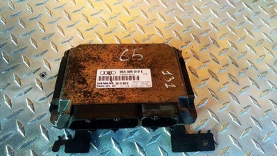 06A906019E Блок управления двигателем Audi A3 8L (S3,RS3) 1997 , 5WP432403