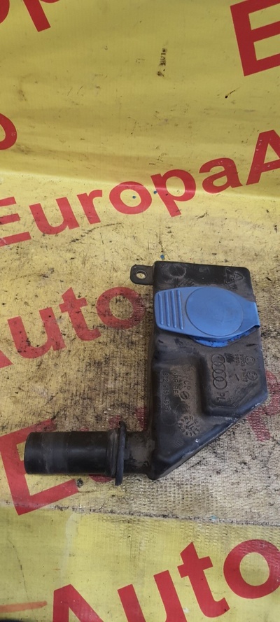 8T2955463B Горловина бачка омывателя Audi A4 8K2 2011