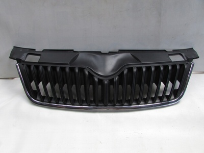 5J0853668C skoda fabia ii fl10 - 14 решетка радиатора 5j0852668c