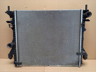 9X238005AEC2Z10785 радиатор ягуар хк xkr xf xj f - type 5.0