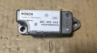3B0959643 датчик ударный volkswagen audi