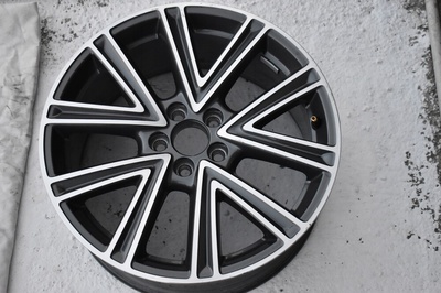 82A601025E колесо audi a1s1 2017 г . 7.5j et46 5x112