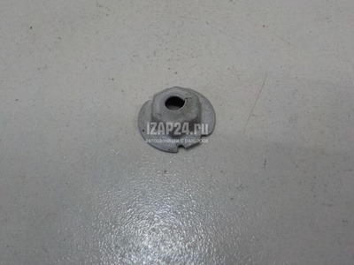 WHT005560 Крепеж VAG Golf Sportsvan (2014 - 2020)