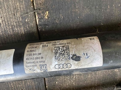 4ke616025e Амортизатор задний Audi E-Tron 2020