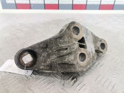 4E0199603N Кронштейн (крепление) двигателя (лапа крепления) Audi A8 D3 (2002-2010) 2003 ,