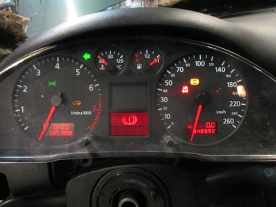 8D0920900K audi a4 b5 1.6 1.8 b рестайлинг спидометр часы 349tyś л.с.