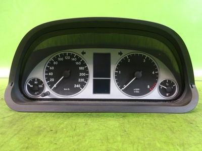 A1695407647 спидометр часы мерседес w245 2.0 cdi