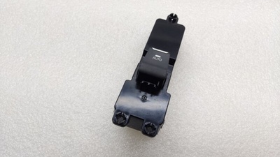 93575D35004X Кнопка стеклоподъемника Hyundai Tucson TL 2020 , 93575D3500