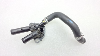 1630525030 Фланец системы охлаждения Toyota Camry (XV70) AXVA70 2018 , 16305F0010