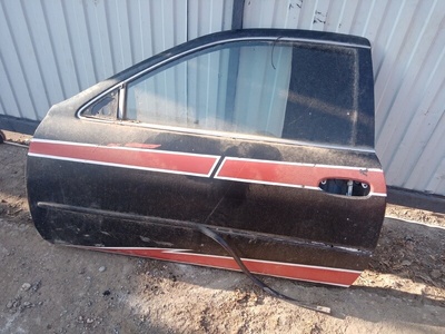 ДВЕРЬ Toyota COROLLA LEVIN AE101 1994