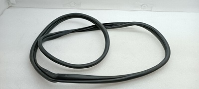 83110L2000 Уплотнитель проема двери Kia K5 DL3 2021