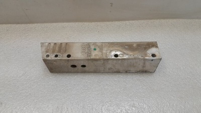 8T0807332A Кронштейн усилителя бампера Audi A5 8T 2010