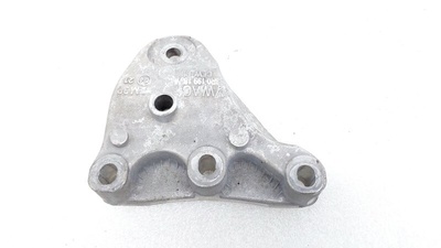 6R0199185A Кронштейн опоры двигателя Skoda Rapid NK6 2021 , 6RF199262K