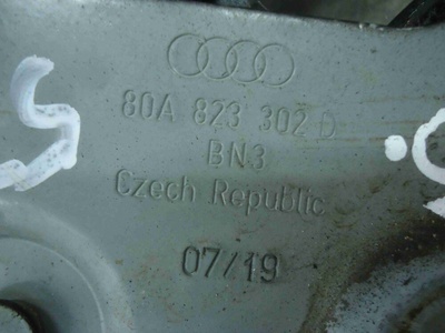 80A823302D Петля капота правая Audi Q5 2019