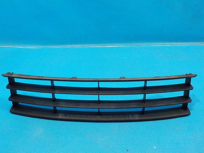 1Z0853677C Решетка переднего бампера центральная SKODA Octavia A5 (1Z) 2004-2013