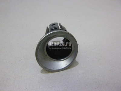 VUB503810LML Кронштейн датчика парковки Land Rover Range Rover III (LM) (2002 - 2012)