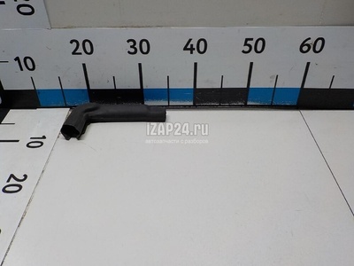 678320002R Уплотнитель капота Renault Fluence (2010 - 2017)
